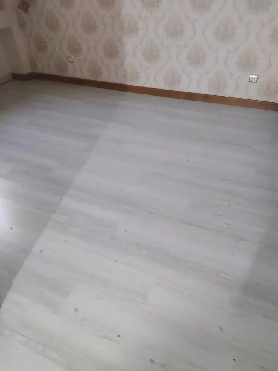 پارکت کارکرده در حد نو|مصالح و تجهیزات ساختمان|مهاجران, |دیوار