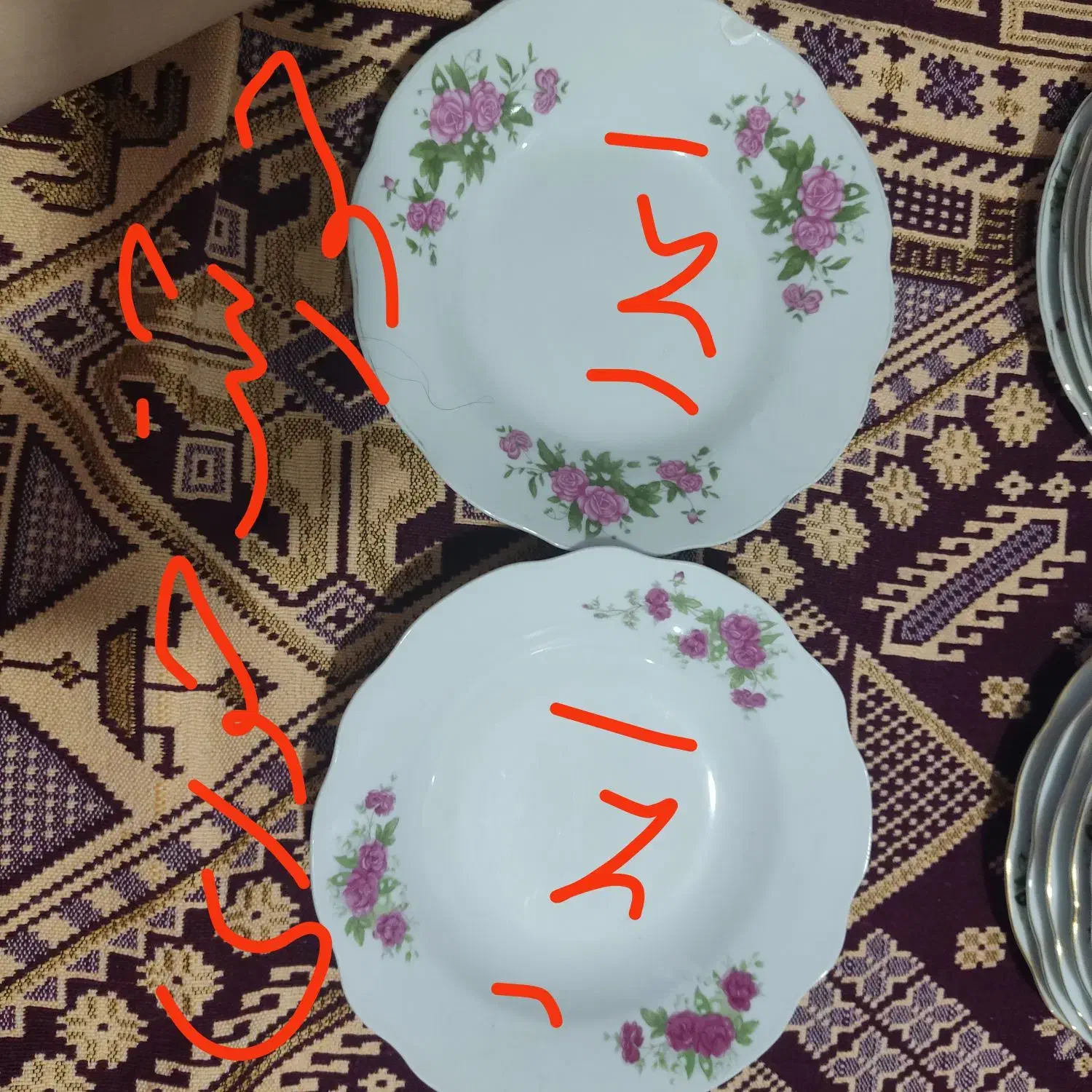 چینی گل سرخ قدیمی|ظروف سرو و پذیرایی|محمدیه-قزوین, |دیوار