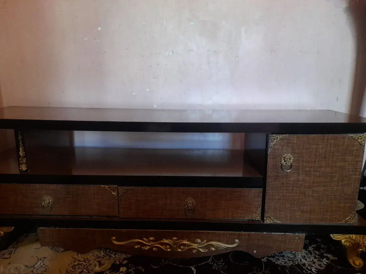 زیر تلویزیون بزرگ|میز تلویزیون|هرسین, |دیوار