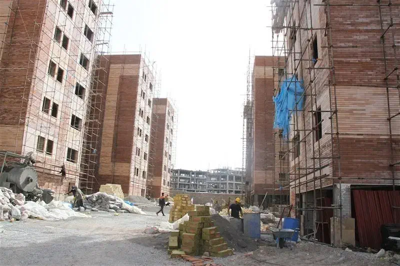 کاشی کاری و سرامیک کاری و سنگ کاری و آجرنما کار|استخدام صنعتی، فنی، مهندسی|دلیجان, |دیوار