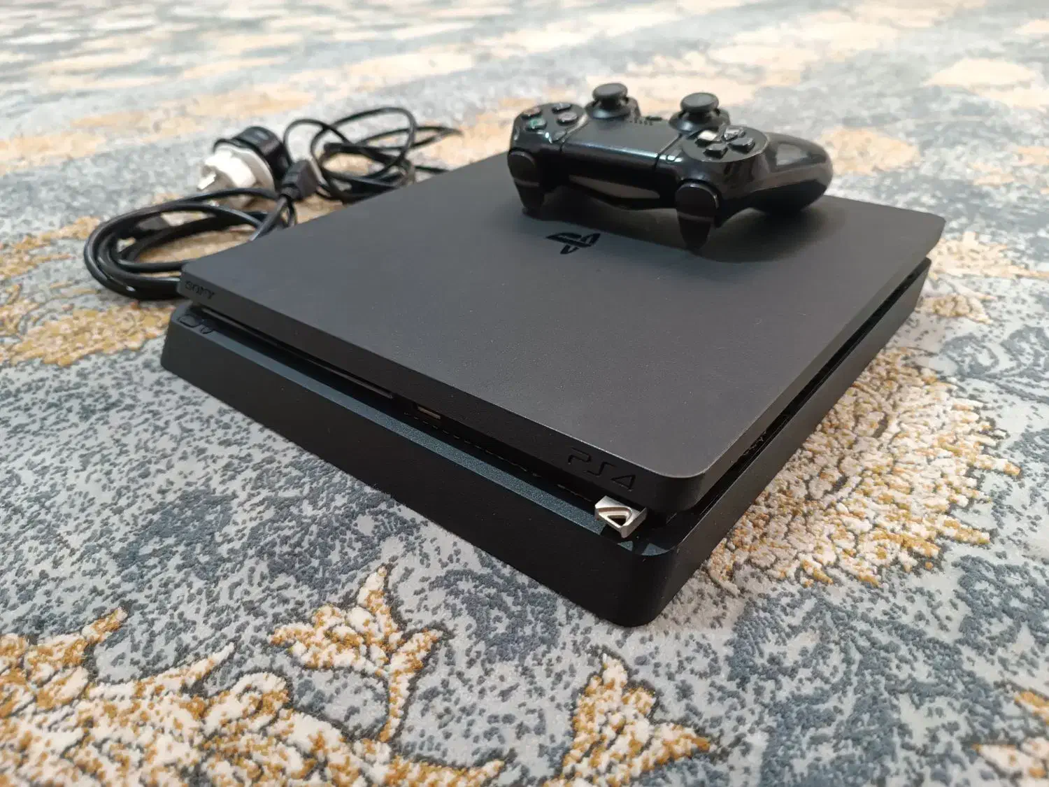 پلستیشن 4 کپی خور سالم و سلامت|کنسول، بازی ویدئویی و آنلاین|یزد, |دیوار