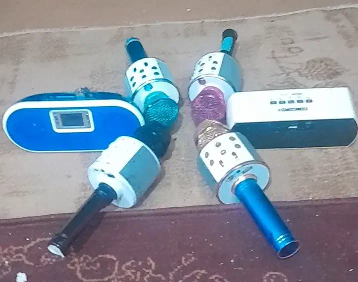 اسپیکر های طرح میکروفون سالم و با کیفیت درحدنو|پخشکننده همراه|میناب, |دیوار