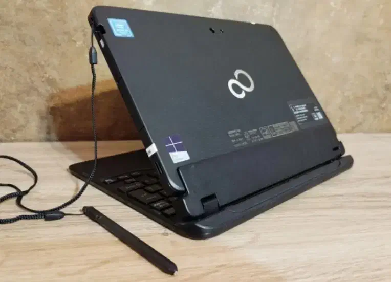 تبلت ویندوزی فوجیتسو ژاپن هارد ۱۲۸ ssd|تبلت|ابهر, |دیوار