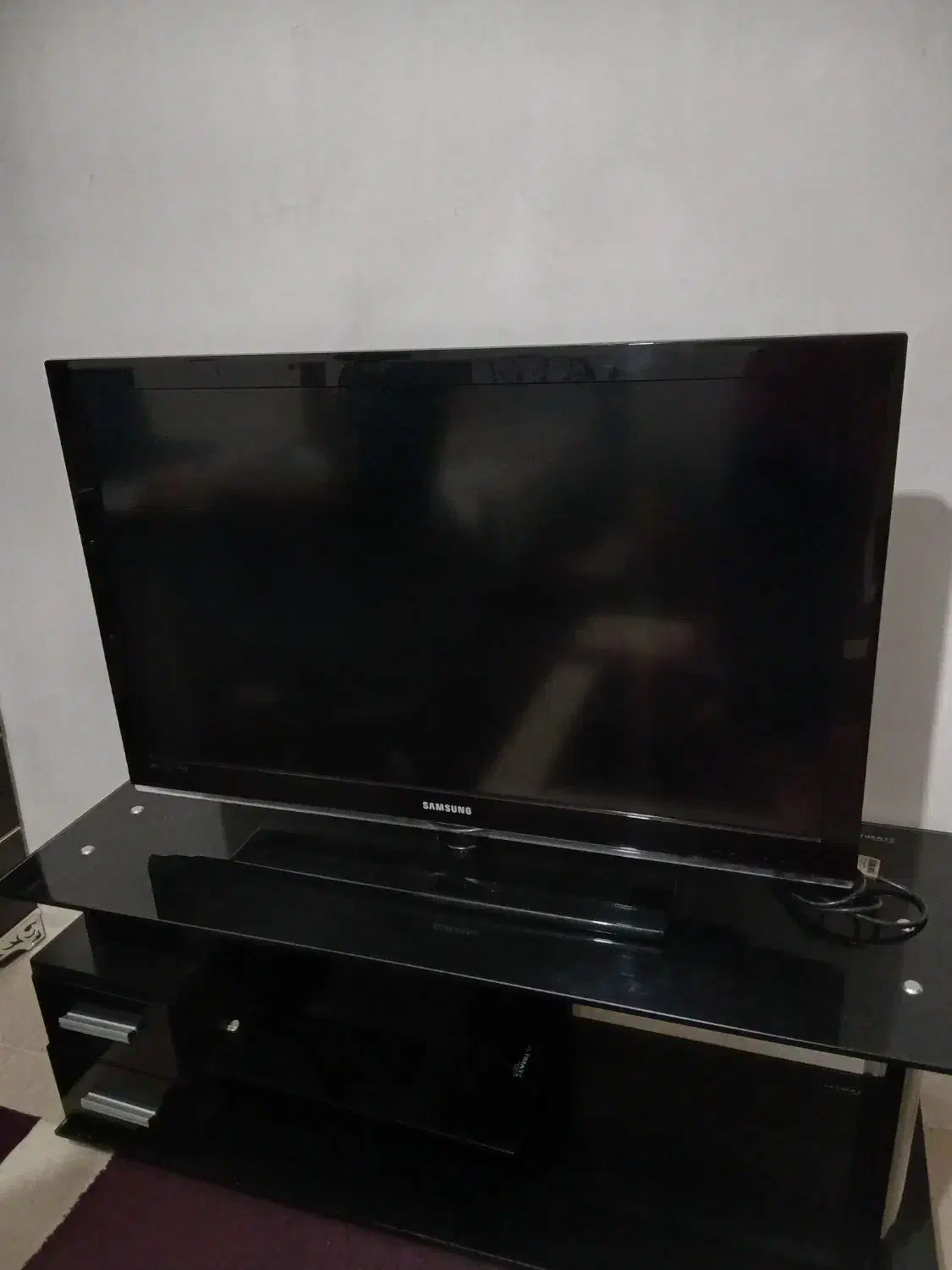 تلویزیون|تلویزیون و پروژکتور|بروجرد, |دیوار