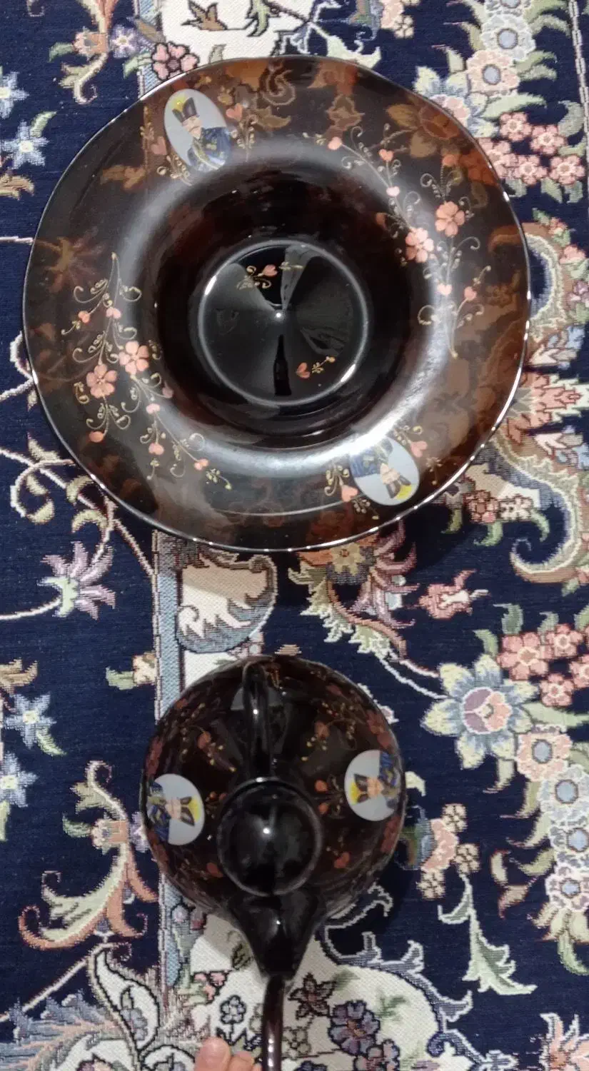 ظرف دکوری دودی رنگ دو کاره|کلکسیون اشیاء عتیقه|میناب, |دیوار