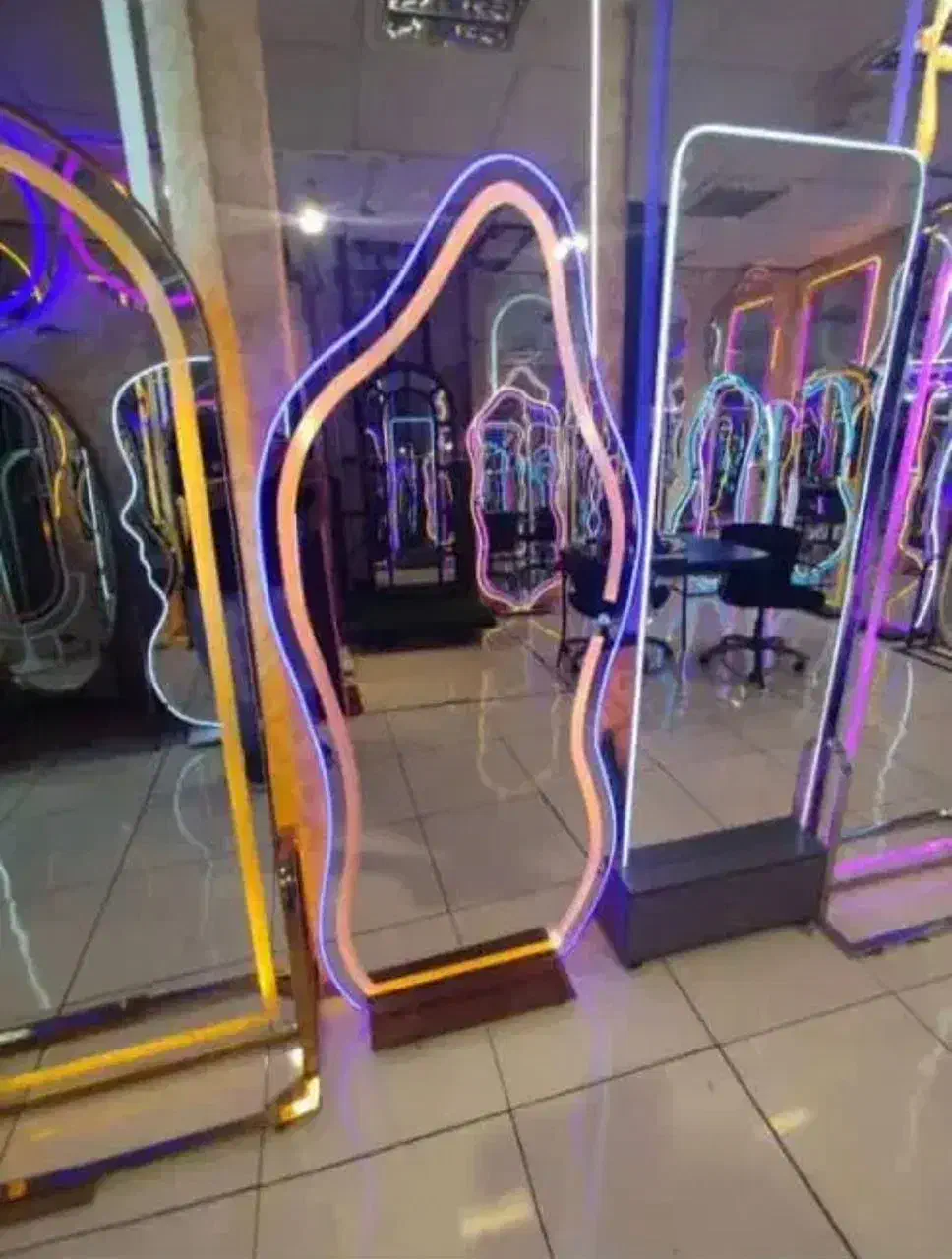 آینه قد دفرمه تک نور و دو نور|آینه|بندرعباس, |دیوار