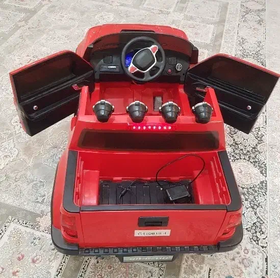 ماشین شارژی|اسباببازی بچه|کرمانشاه, |دیوار