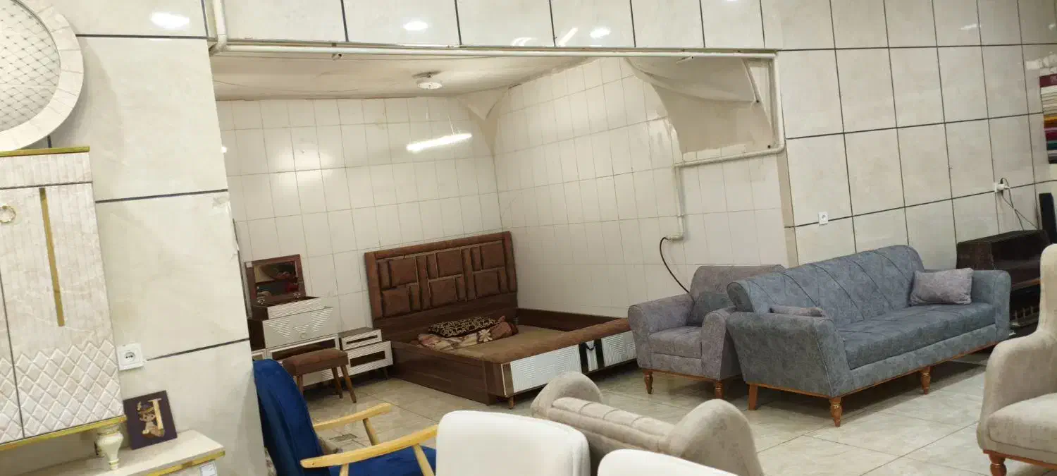 مغازه ۱۰۰متری|اجارهٔ مغازه و غرفه|قزوین, |دیوار