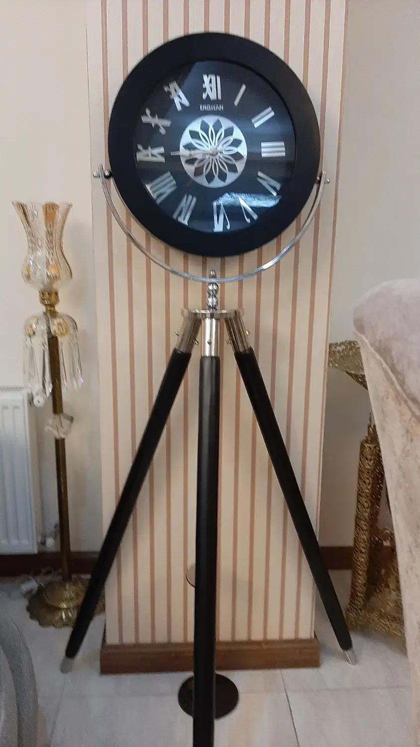 ساعت ایستاده موتورکره ایی|ساعت دیواری و تزئینی|شهریار, شهریار|دیوار