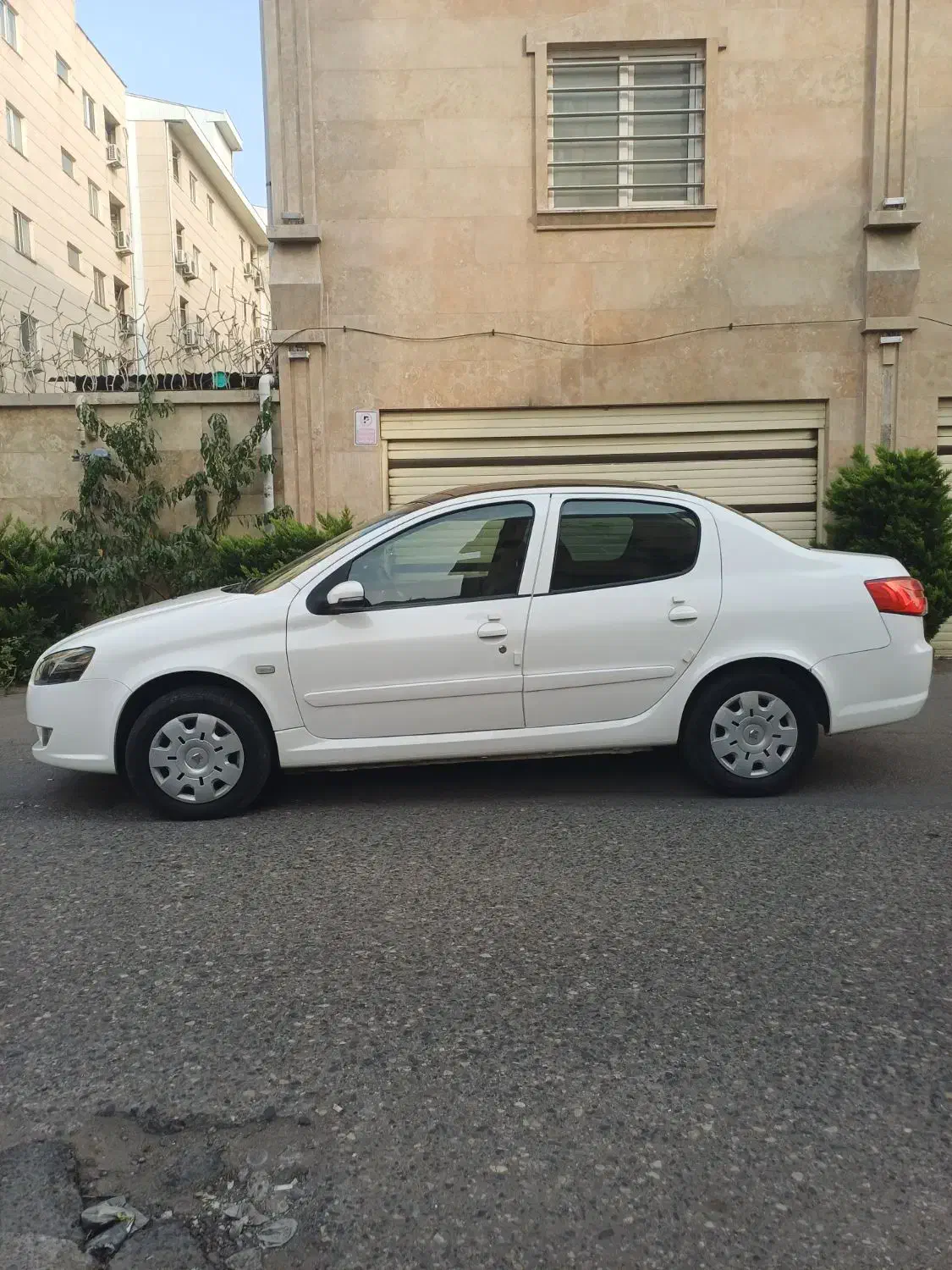 رانا پلاس پانا 1401|خودرو سواری و وانت|رشت, باهنر|دیوار