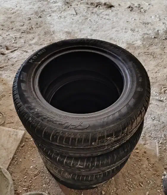 لاستیک ساینا|قطعات یدکی و لوازم جانبی|بروجرد, |دیوار