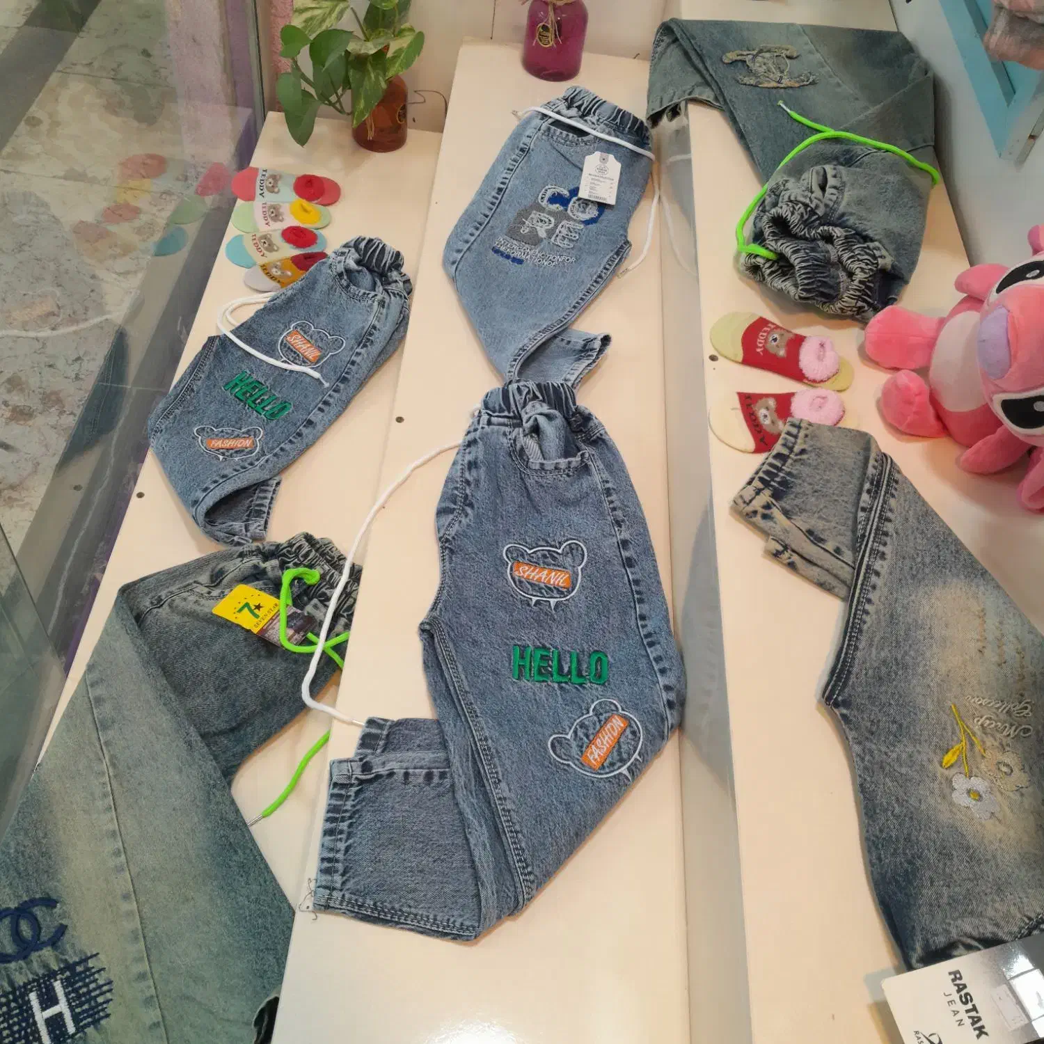 فروش ویژه البسه کودک|کفش و لباس بچه|تربت‌حیدریه, مسجد جامع|دیوار