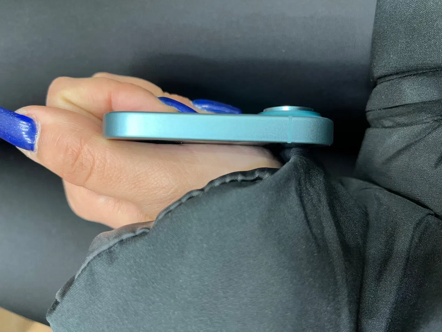 iphon 16 normal 128  شرکتی|موبایل|تهران, فردوسی|دیوار