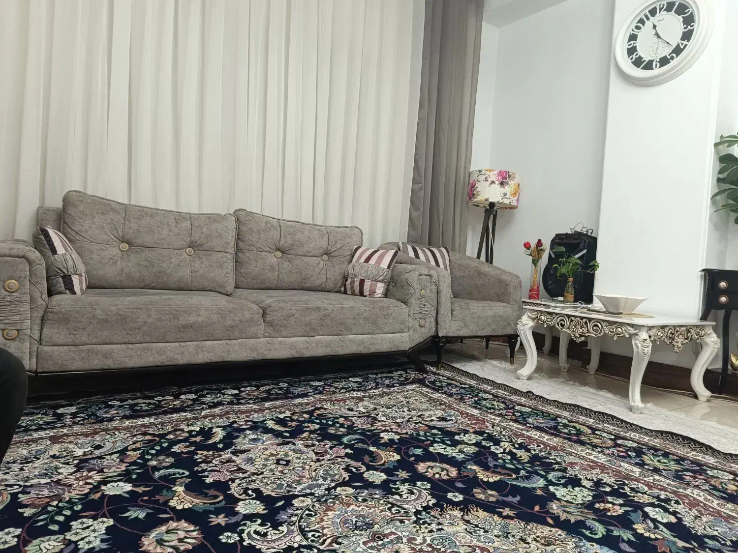 مبل ومیز تی وی وجلو مبلی و ویترین|مبلمان خانگی و میز عسلی|ماهدشت, |دیوار