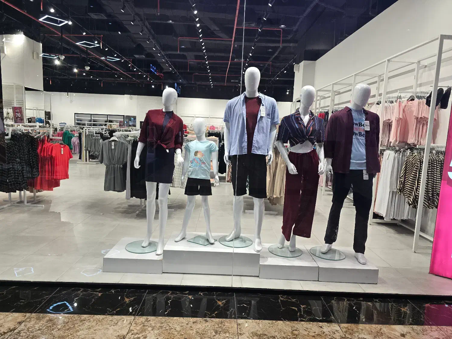 فروشنده|استخدام بازاریابی و فروش|بندرعباس, |دیوار