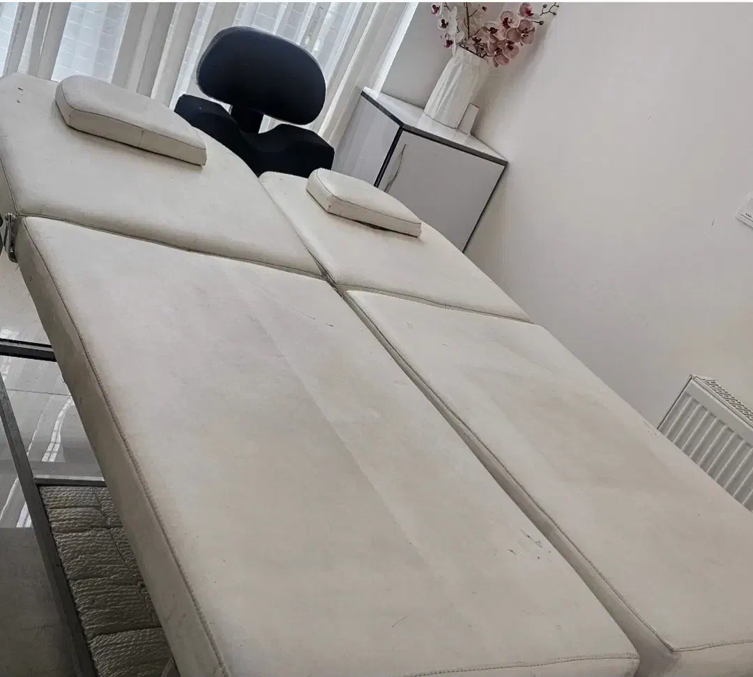 فروش تخت مژه و فیشیال|آرایشگاه و سالن‌های زیبایی|شیراز, شهرک امیر کبیر|دیوار