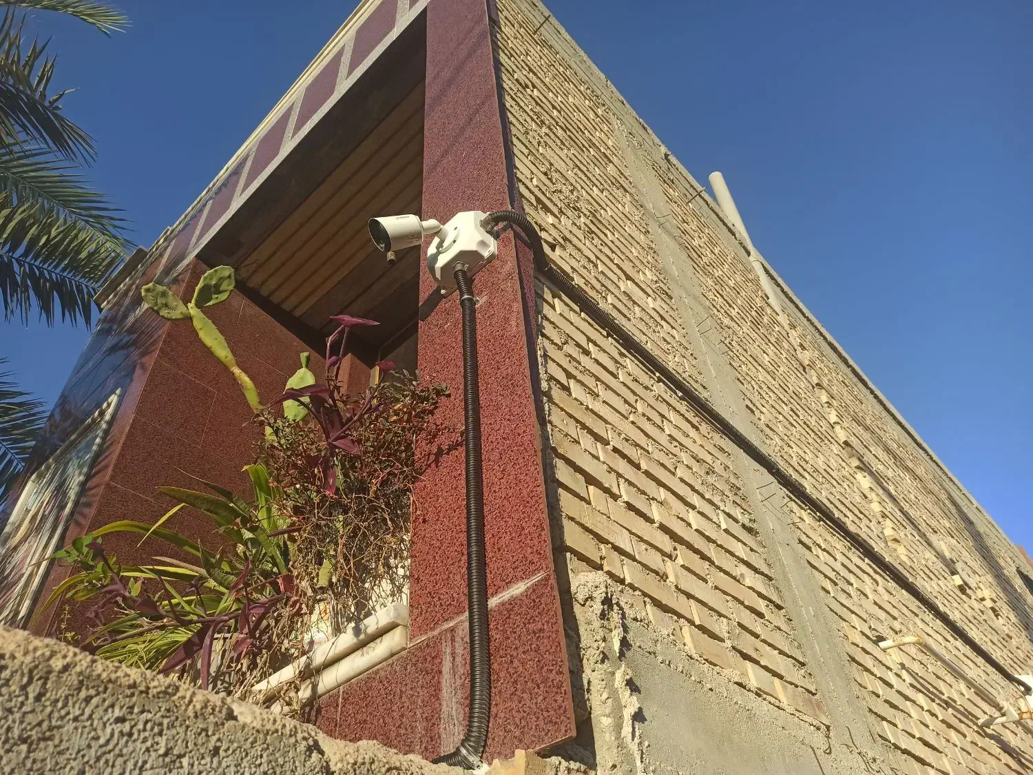 فروش و نصب انواع دوربین مداربسته و دزدگیر اماکن|خدمات پیشه و مهارت|دوگنبدان, |دیوار