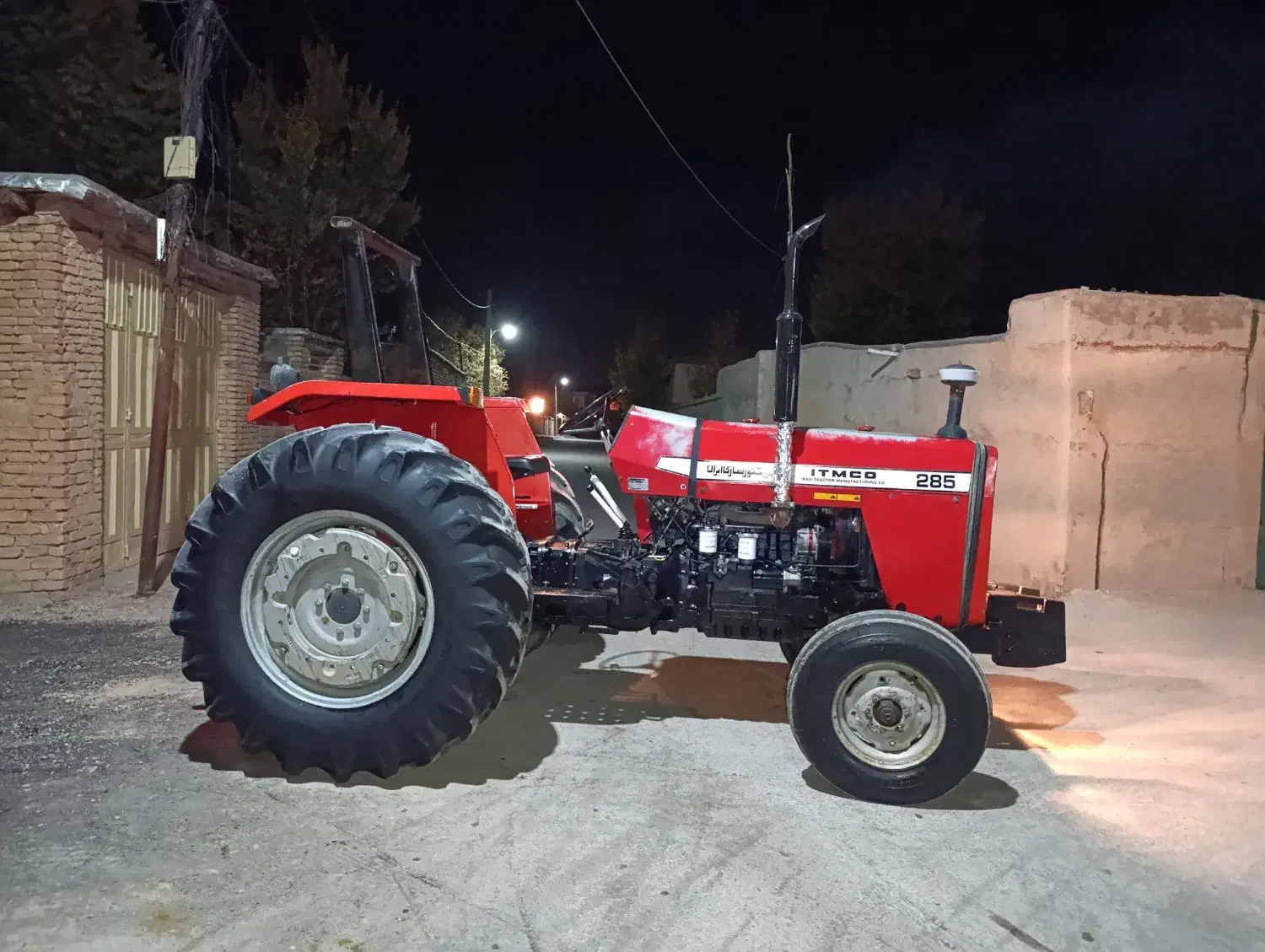 تراکتور285|خودرو سنگین|شهرکرد, |دیوار