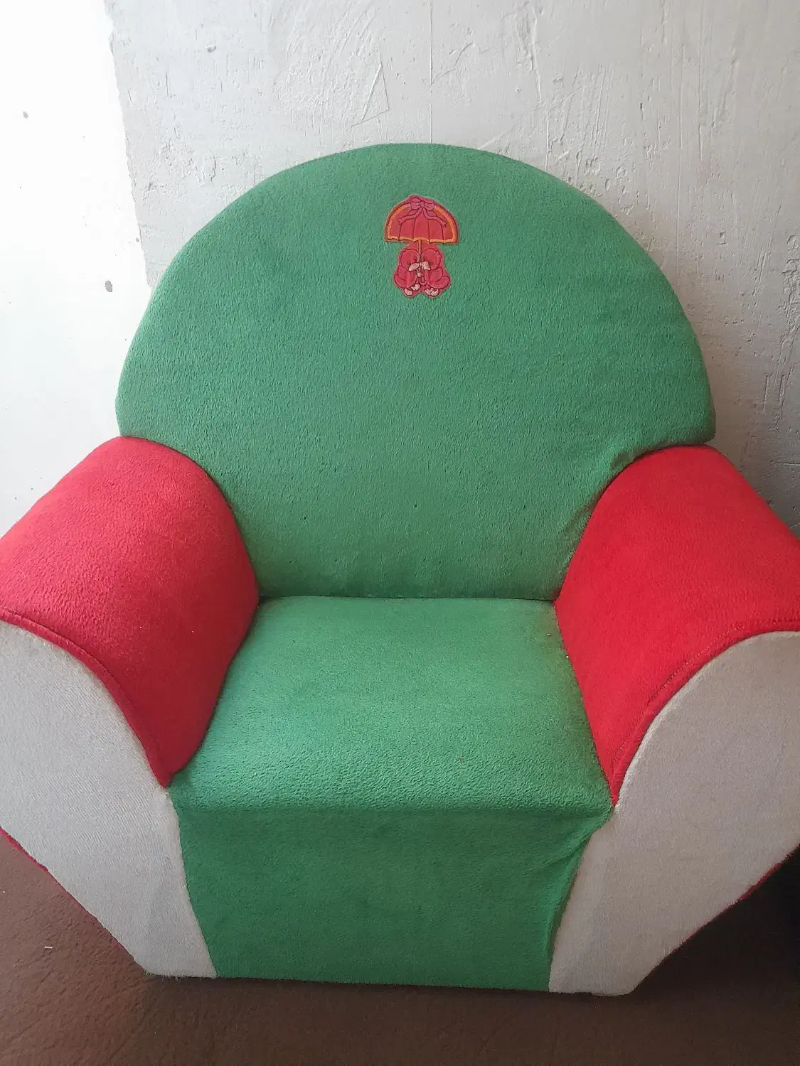 مبل کودک|تخت و صندلی بچه|یاسوج, |دیوار