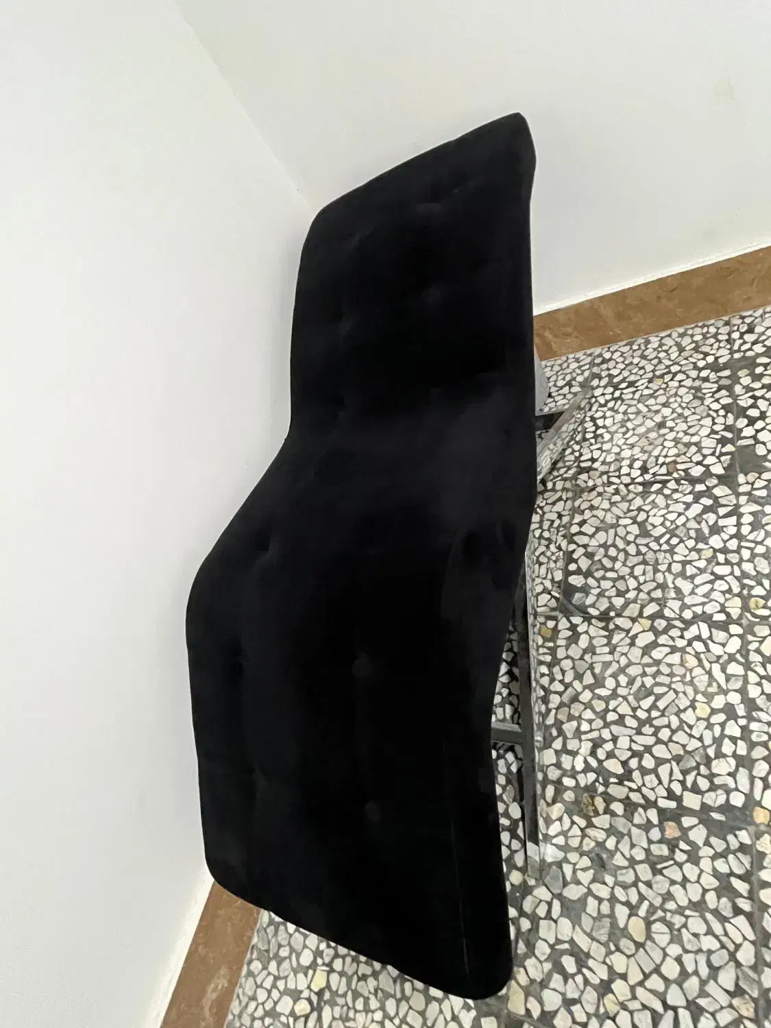 صندلی پدیکور همراه تخت و هوضچه سنگی ست کامل|آرایشگاه و سالن‌های زیبایی|چالوس, |دیوار