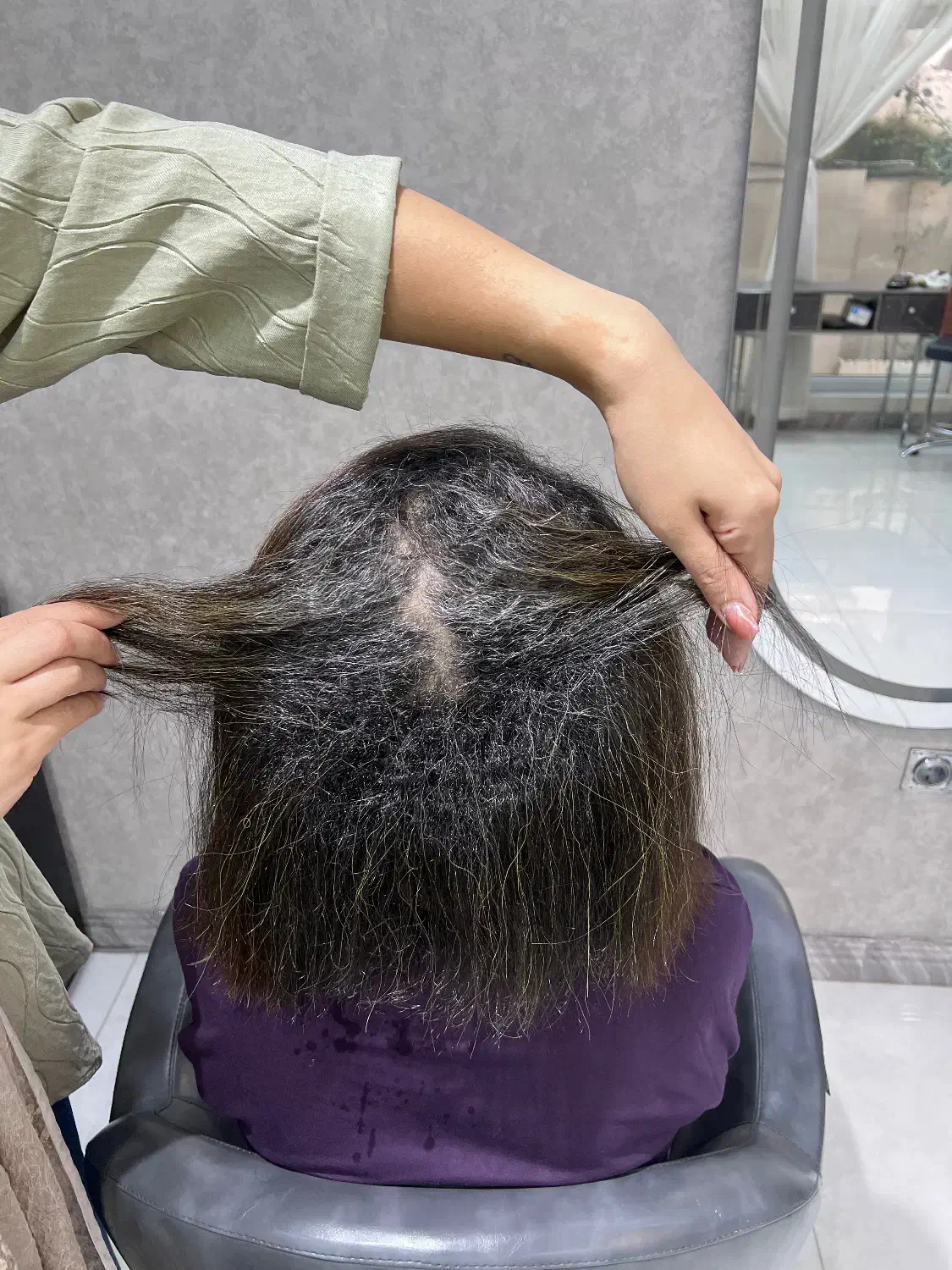 جذب ادمین حضوری خانوم حرفه ای و باسابقه بالا|استخدام بازاریابی و فروش|لاهیجان, کوی خزر|دیوار