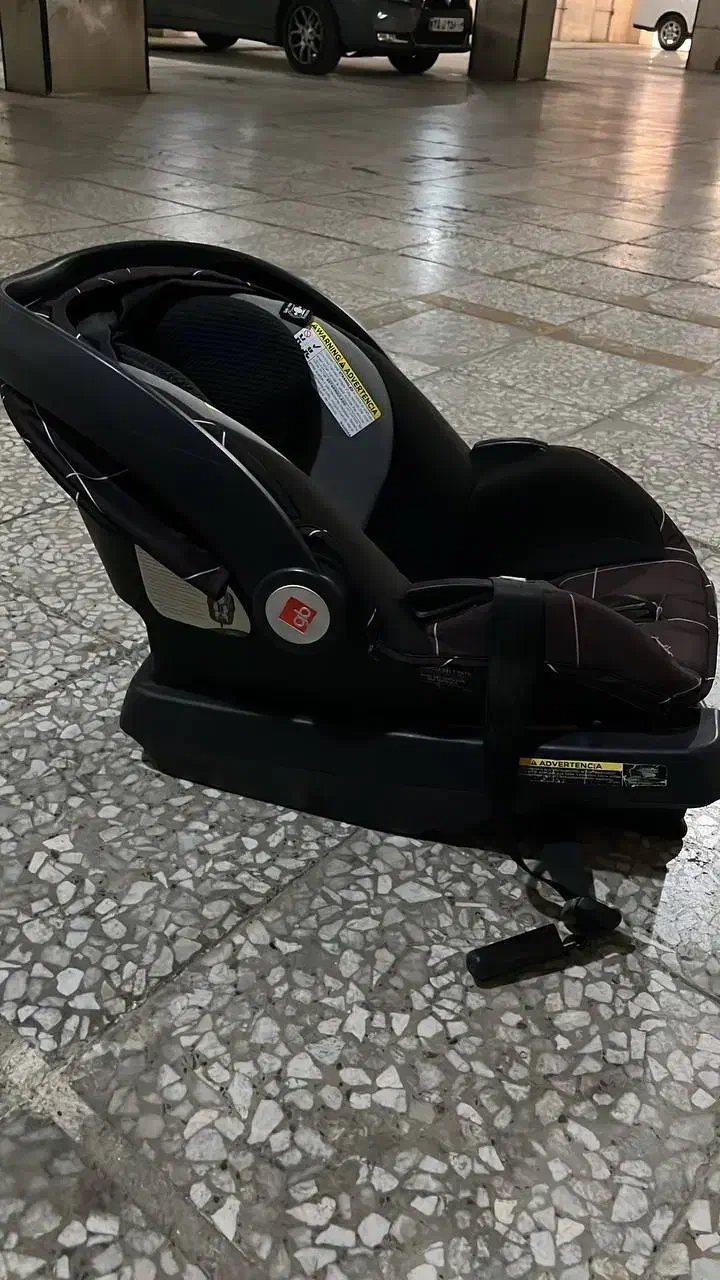 صندلی کودک|تخت و صندلی بچه|اصفهان, ارغوانیه|دیوار