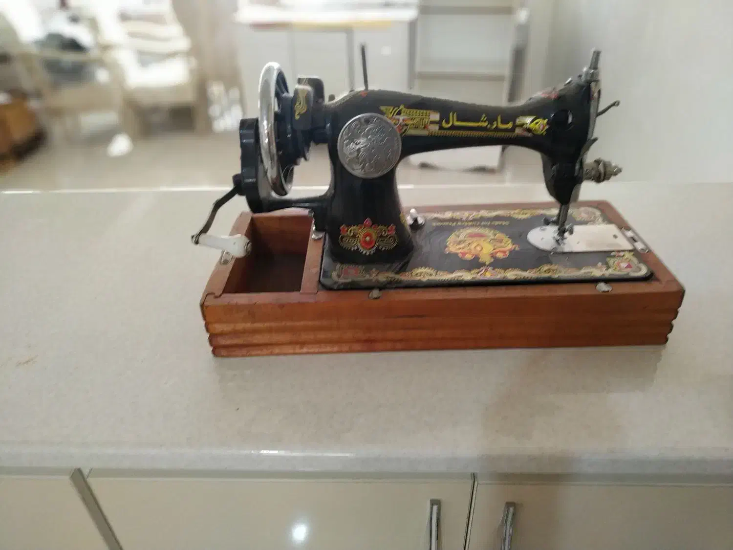 چرخ خیاطی|چرخ خیاطی و ریسندگی|تربت‌حیدریه, قائم|دیوار