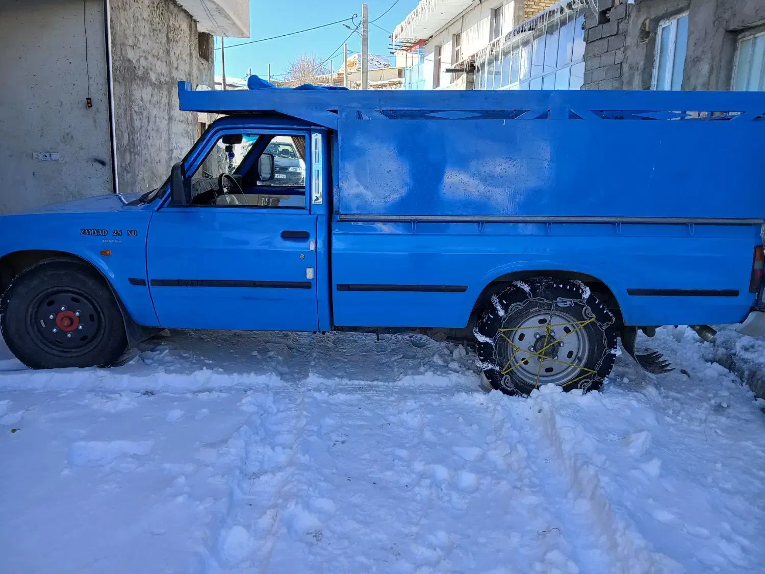 نیسان دیزل.|خودرو سواری و وانت|تهران, میدان میوه و تره‌بار مرکزی|دیوار