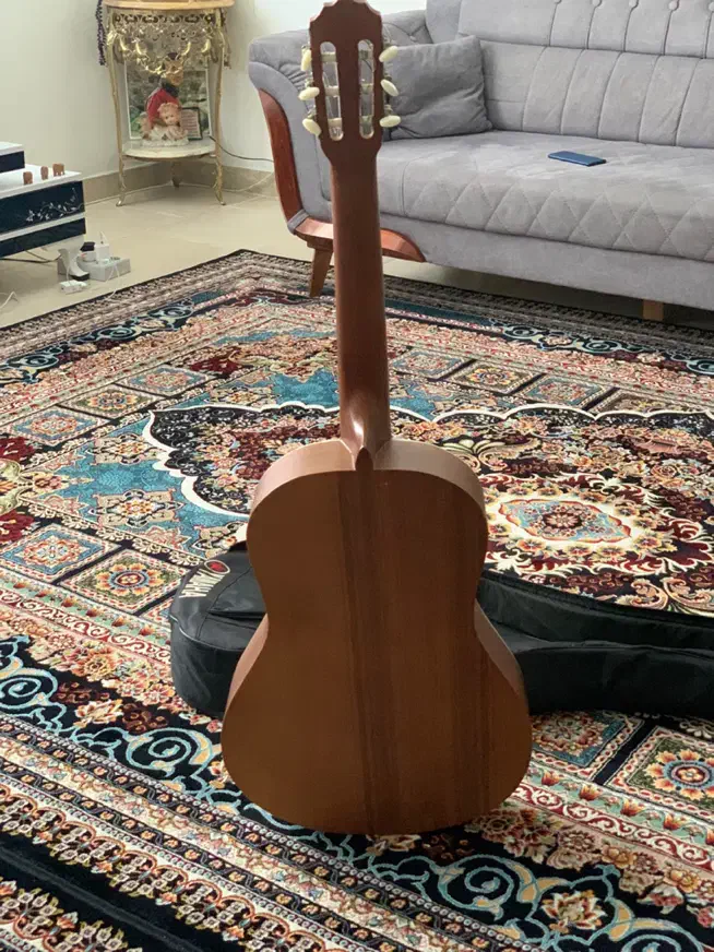 گیتارپرشین|گیتار، بیس، امپلیفایر|رباط‌کریم, مسکن مهر آبشناسان|دیوار