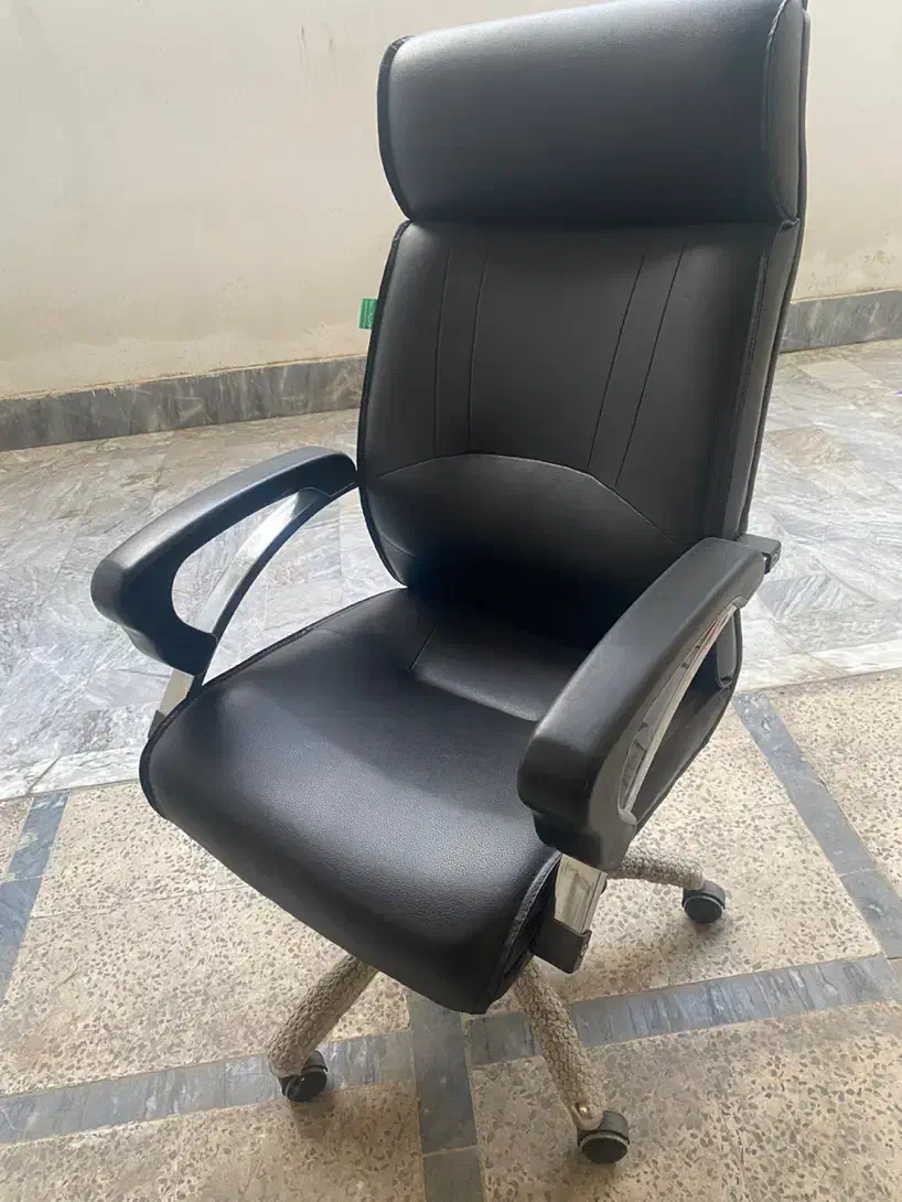 صندلی اداری در حد نو|مبلمان اداری|نکا, |دیوار