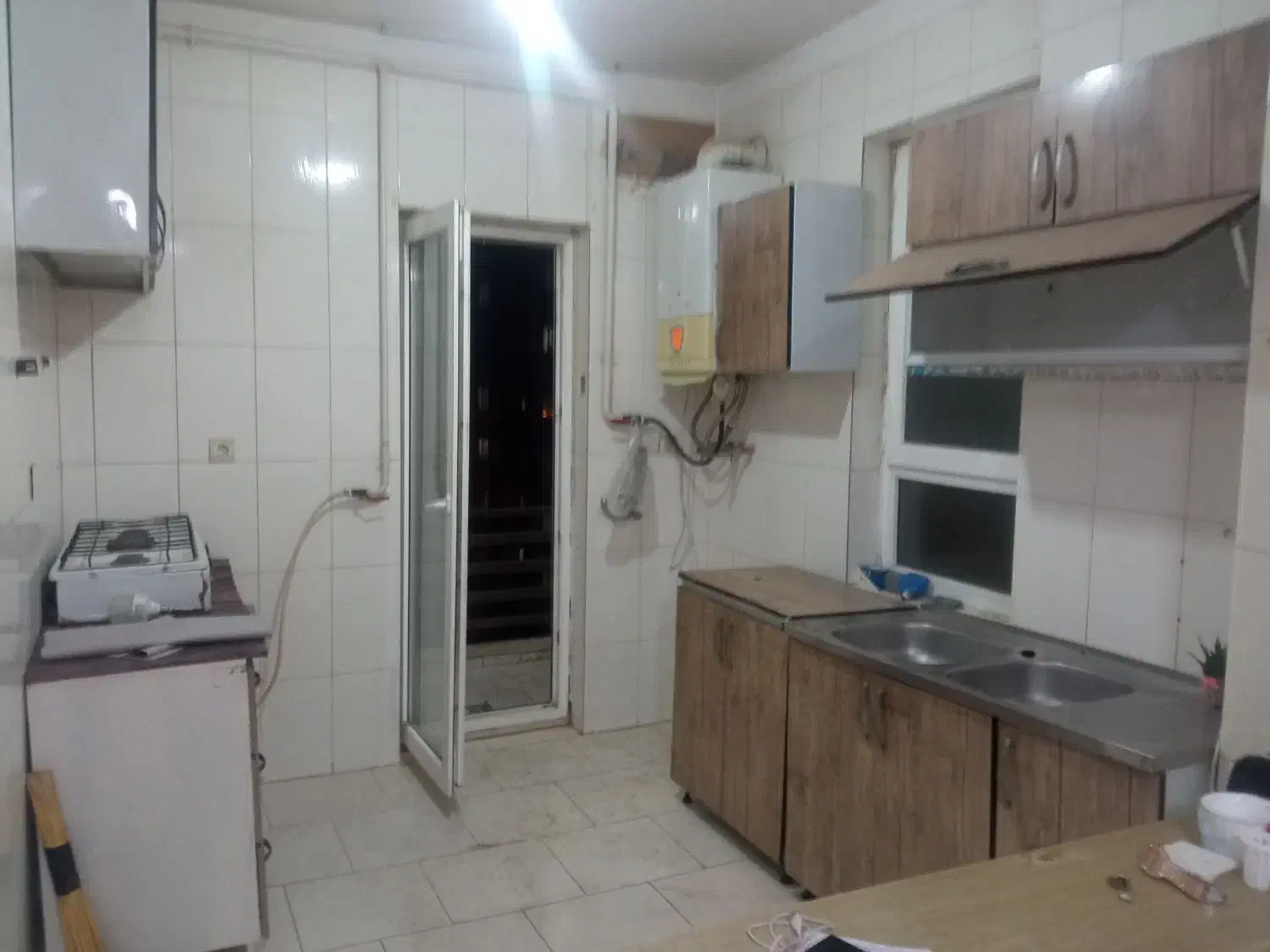 رهن یک واحد آپارتمان در مهرگان|اجارهٔ آپارتمان|محمدیه-قزوین, |دیوار