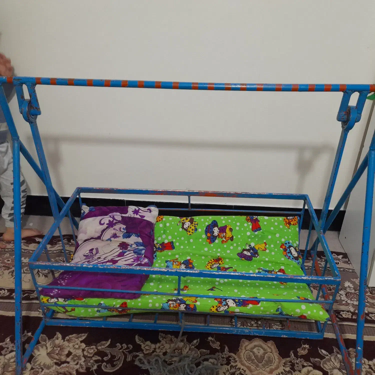 گهواره|تخت و صندلی بچه|هریس, |دیوار