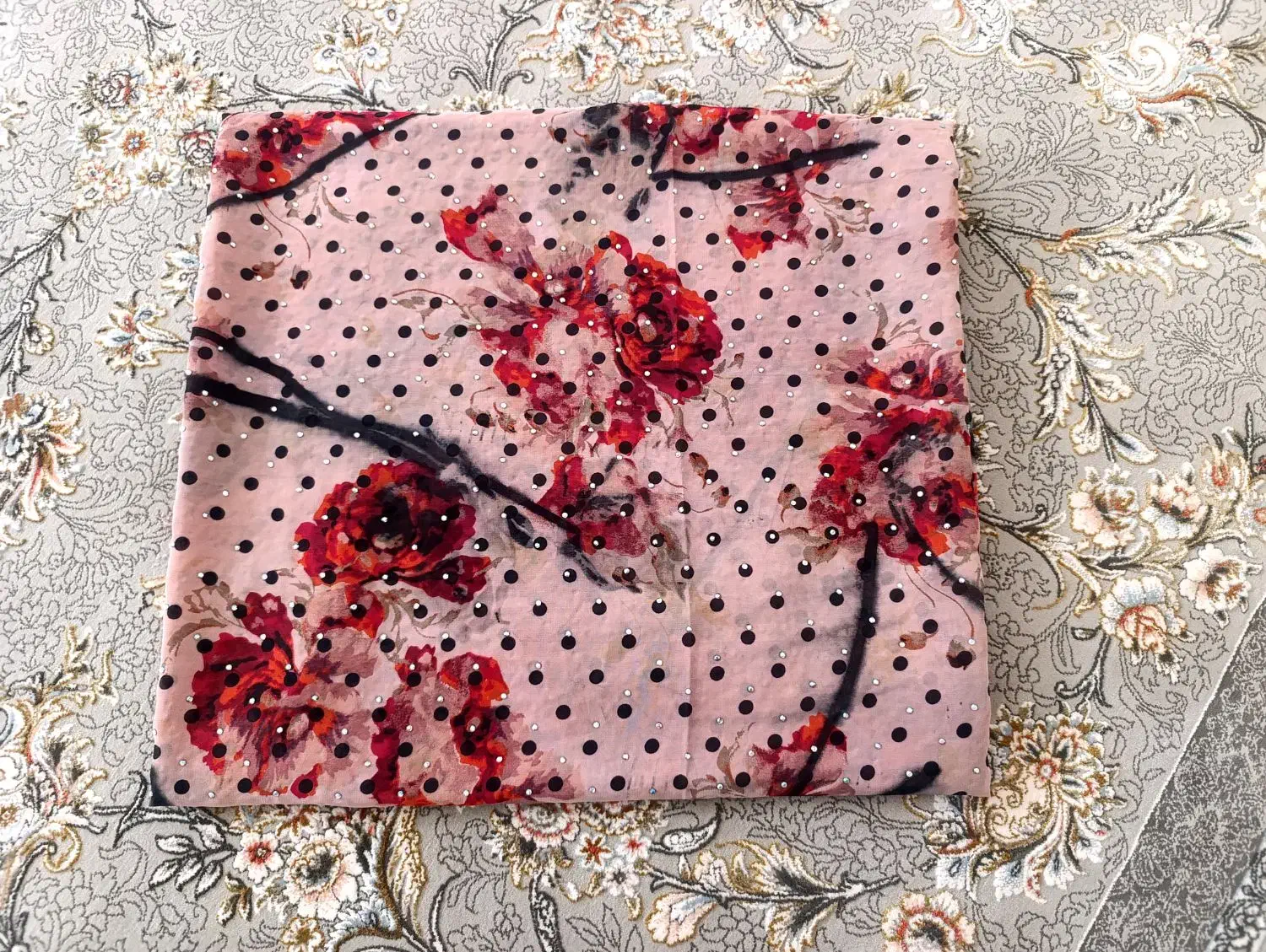 قواره کردی|لوازم خیاطی و بافتنی|سقز, |دیوار