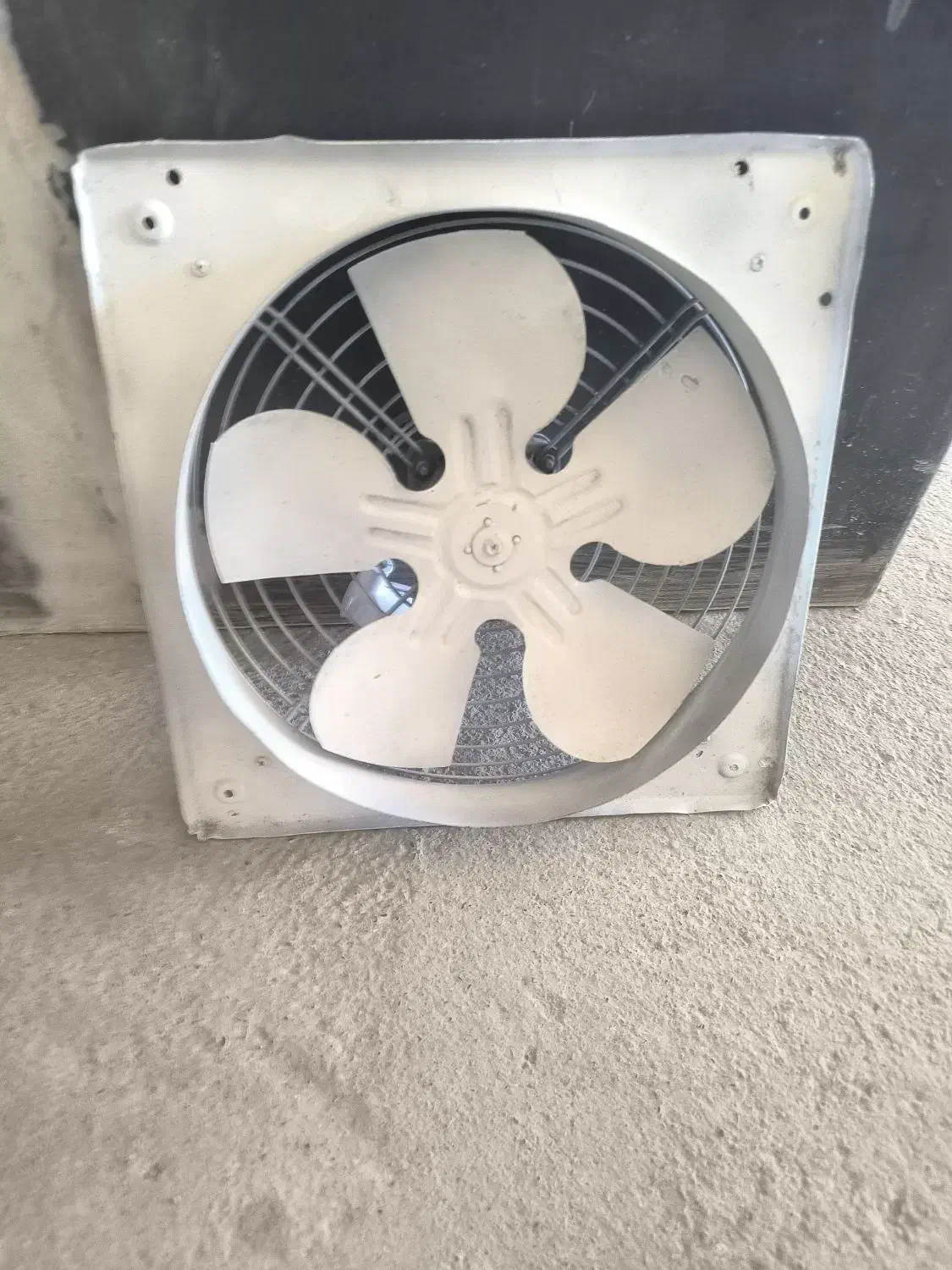 هواکش 35*35|پنکه و تصفیه‌کنندهٔ هوا|رباط‌کریم, الارد|دیوار