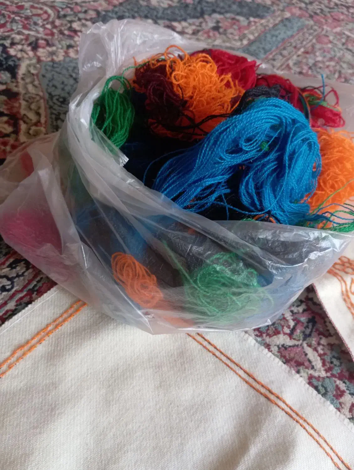 سه عدد پته نو همراه با نخ|کلکسیون و سرگرمی|زرند, |دیوار