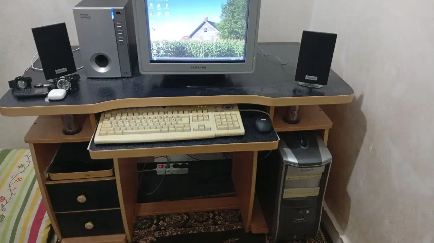 کامپیوتر|رایانه رومیزی|دزفول, |دیوار