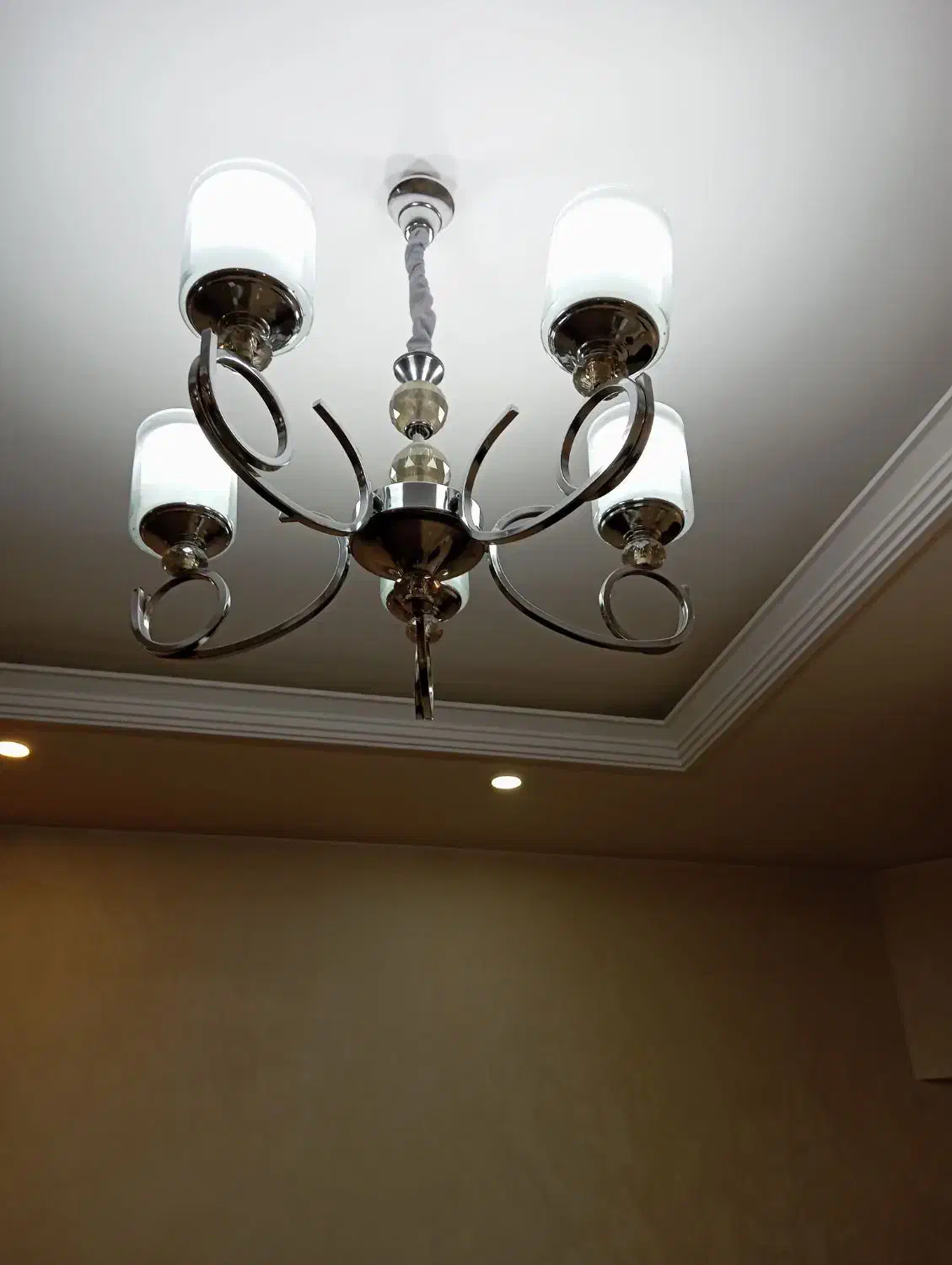 لوستر پنج شاخه|لوستر و چراغ آویز|فردوسیه, |دیوار