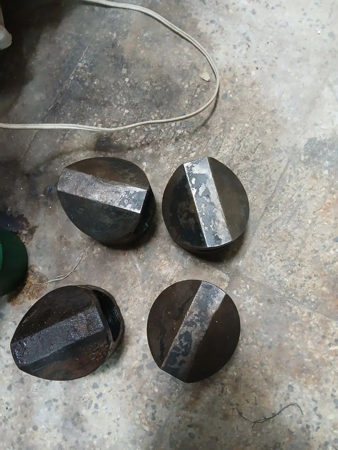 مهره پیکور سوسان ۱۲۱|قطعات یدکی و لوازم جانبی|نائین, |دیوار