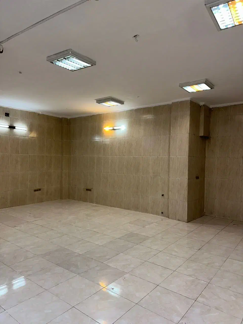 اجاره مغازه ۱۳ متری در مرداویج|اجارهٔ مغازه و غرفه|اصفهان, مرداویج|دیوار