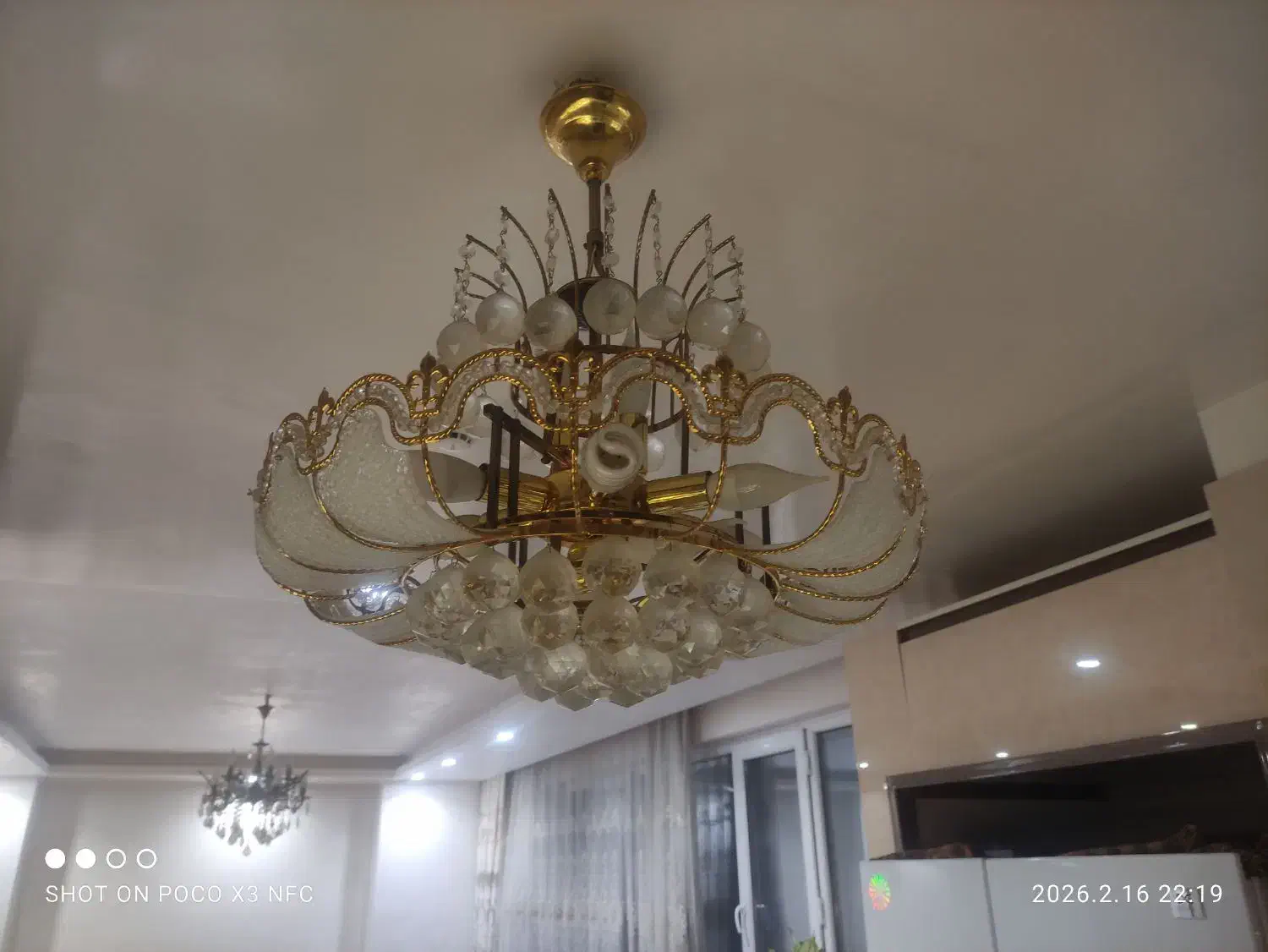 لوسترشیک|لوستر و چراغ آویز|همدان, |دیوار