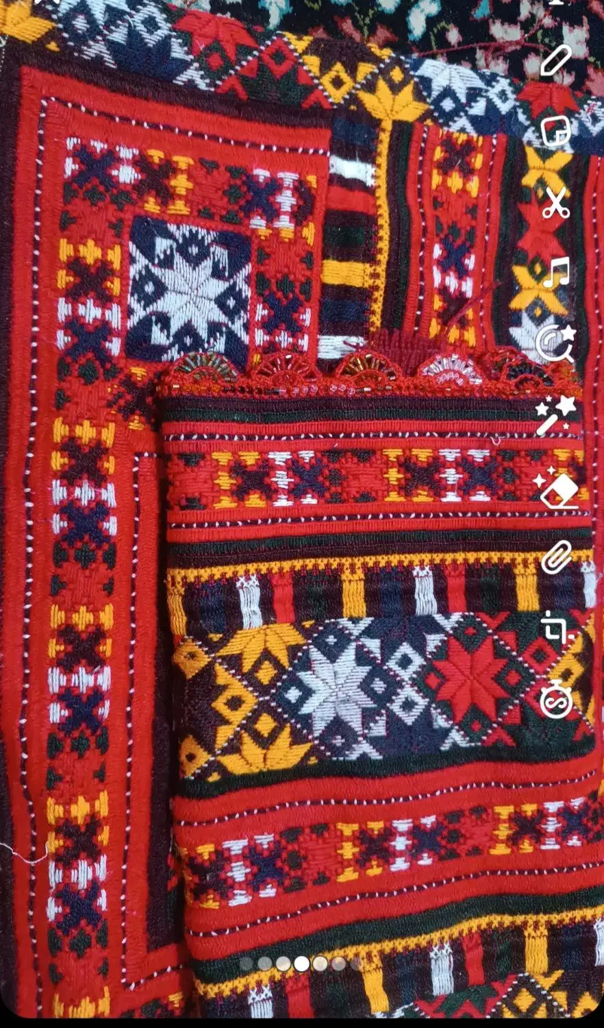 لباس|لباس|ایرانشهر, |دیوار