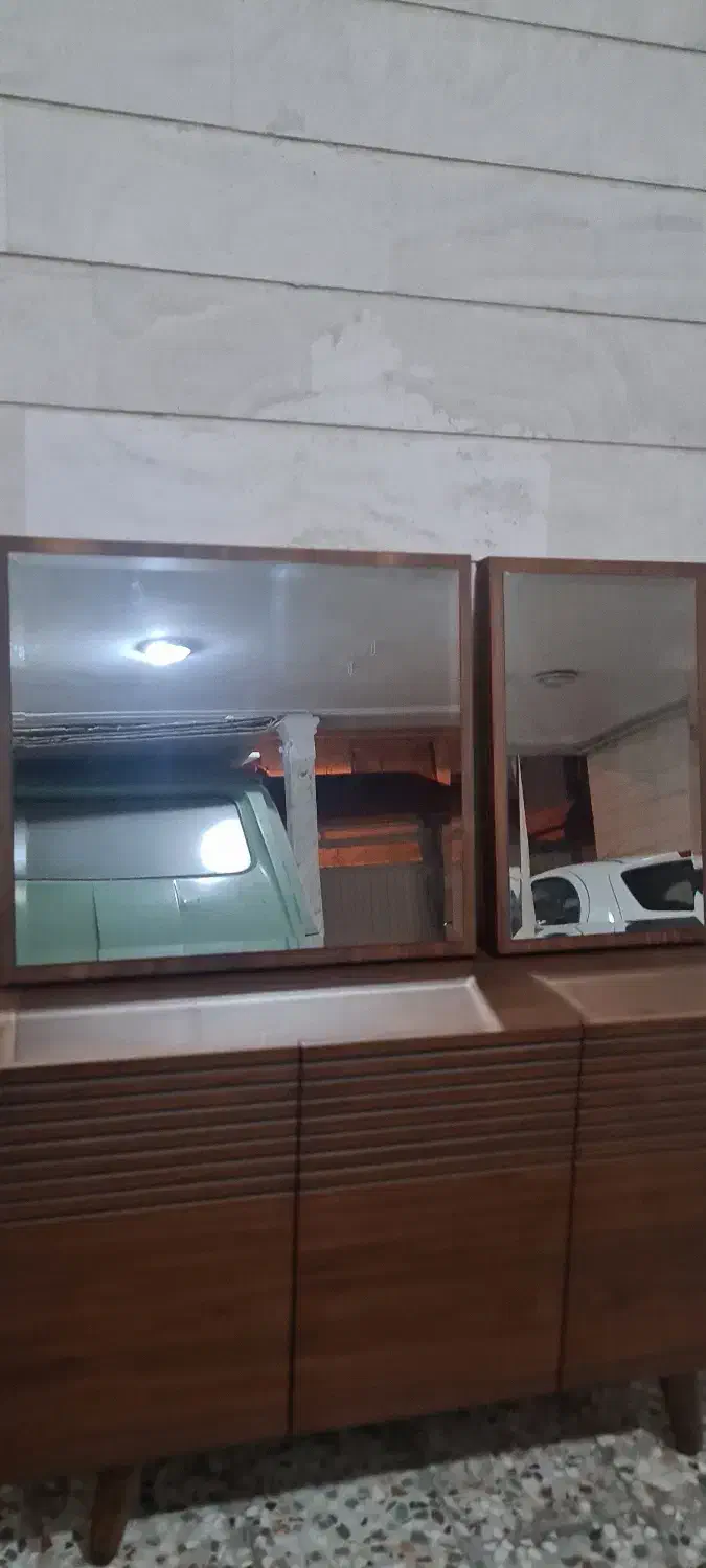 آیینه و میز کنسول|بوفه، ویترین، کنسول|بابل, |دیوار