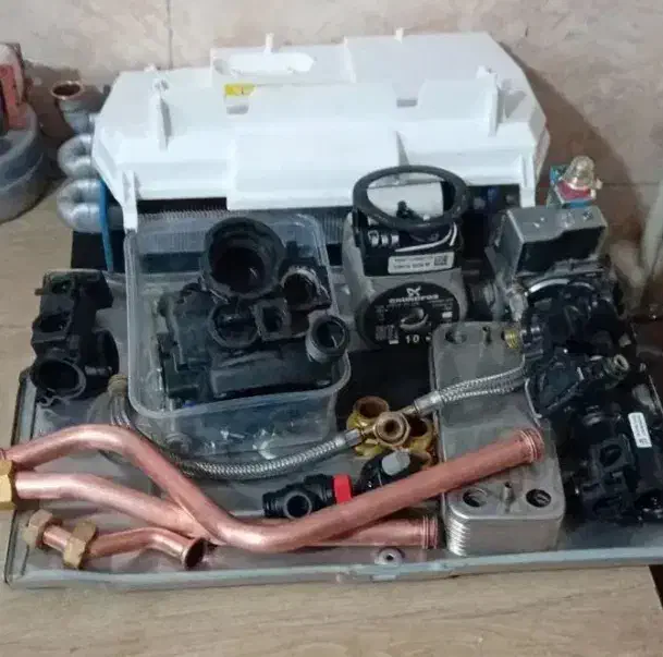 نصب فروش وتعمیرات تخصصی پکیج وکولرگازی|خدمات پیشه و مهارت|نهاوند, |دیوار