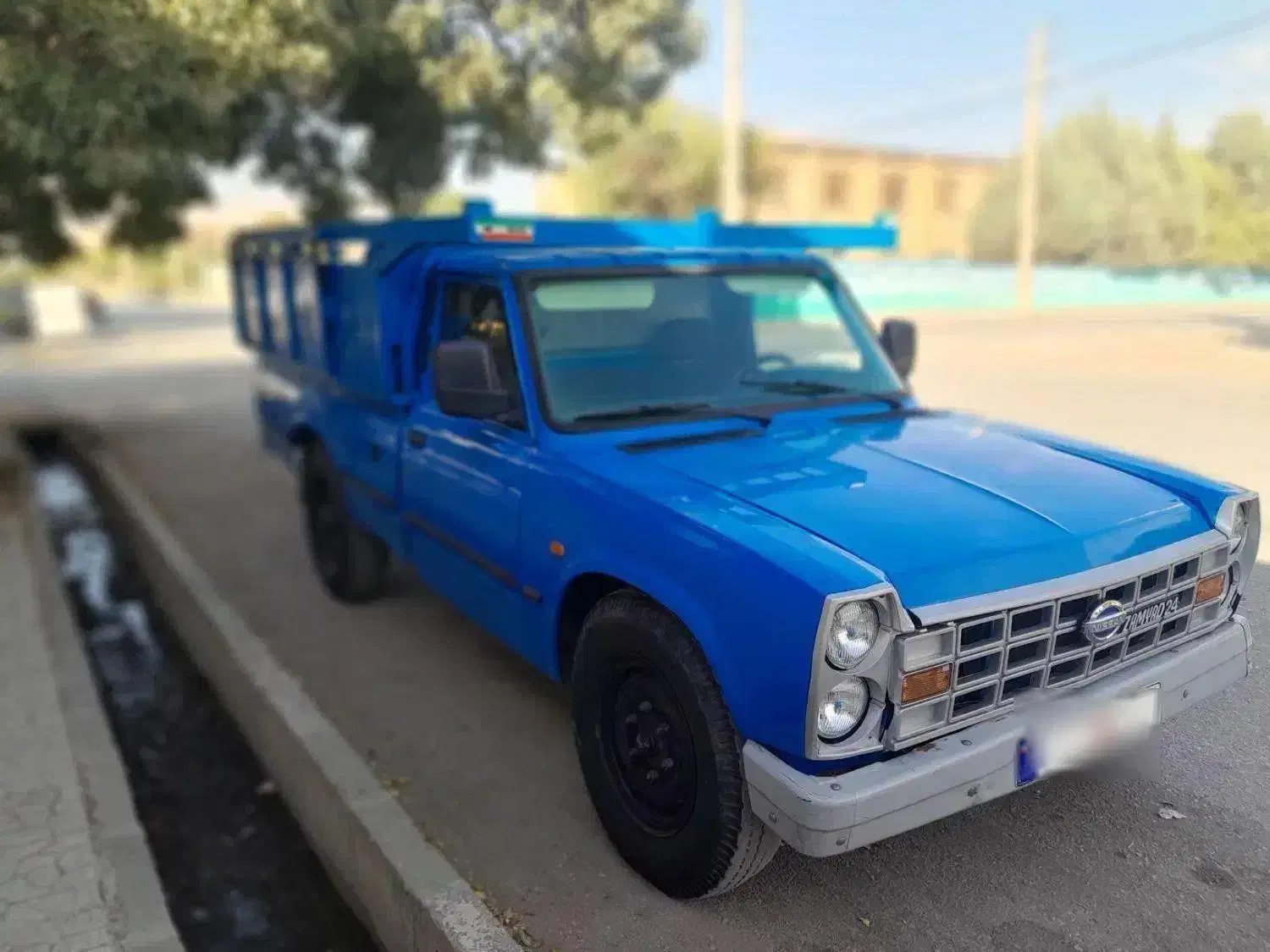 فروش فوری نیسان آبی مدل ۹۸|خودرو سواری و وانت|کرمانشاه, |دیوار