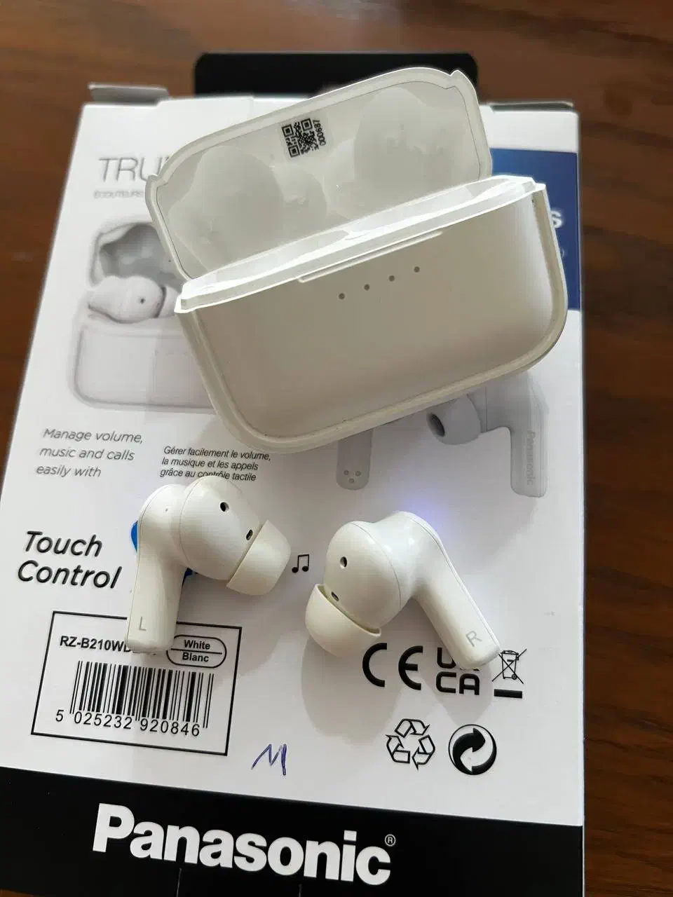 ایرپاد Panasonic rz-b210 20 ساعت شارژدهی|لوازم جانبی موبایل و تبلت|صفادشت, |دیوار