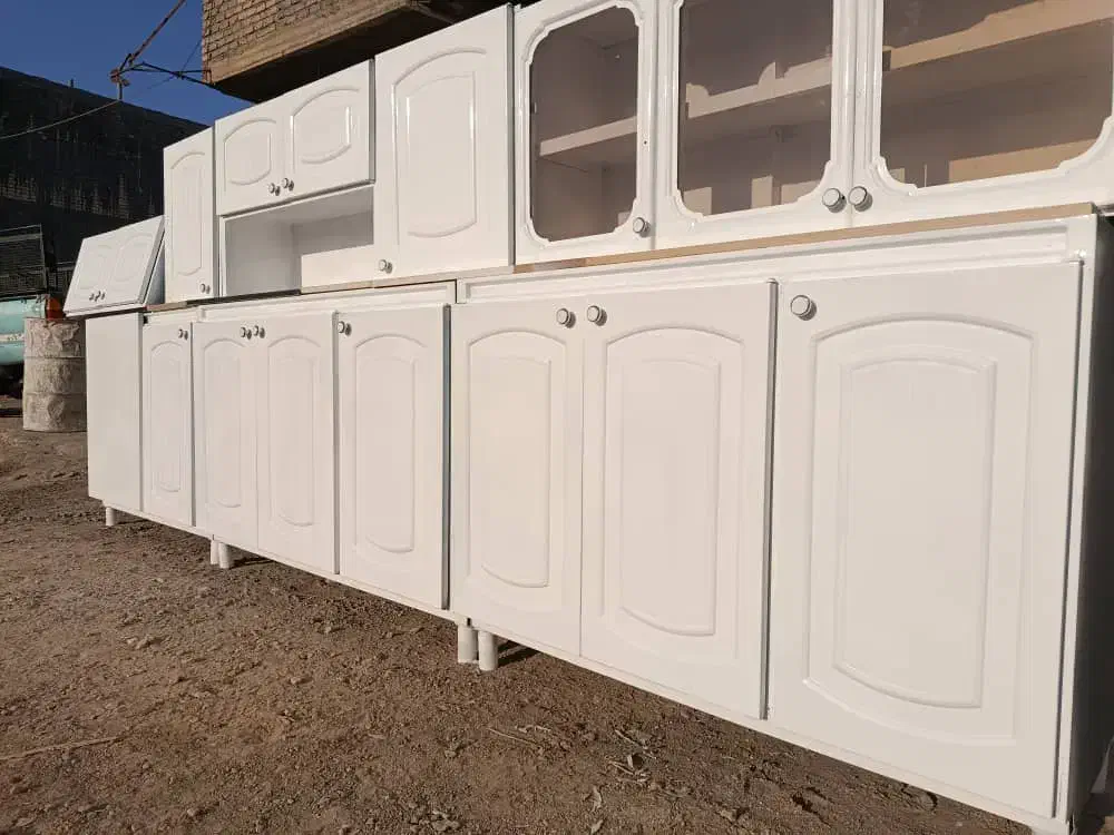 ۸متر کابینت فلزی دست دوم ورق ۷۰گالوانیز تمیز مرتب|مصالح و تجهیزات ساختمان|شیراز, ماه فیروزان|دیوار