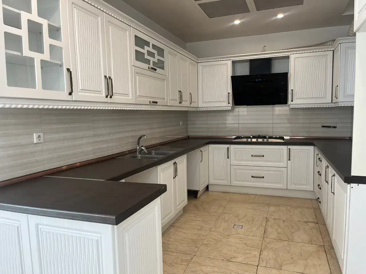 کامرانیه ۱۲۰ متر ۲ خ طبقه ۶ ویودار  شمال بسیارزیبا