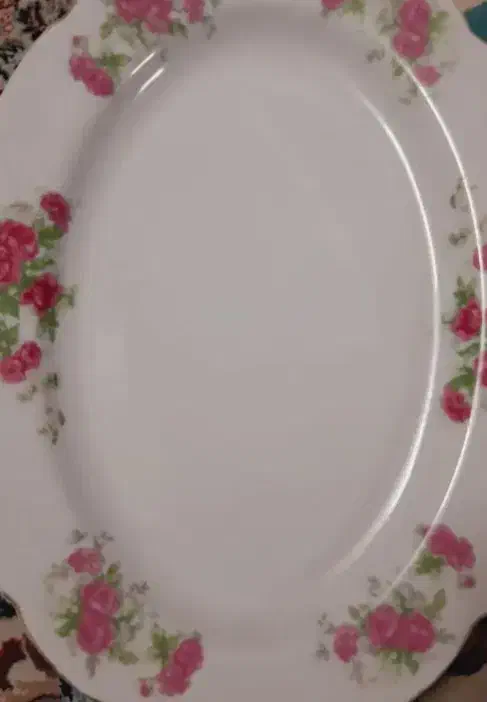 کاسه مربعی۲عدد و۲عدد میوه خوری و۱دیس گل سرخی قدیمی|ظروف سرو و پذیرایی|تهران, آشتیانی|دیوار