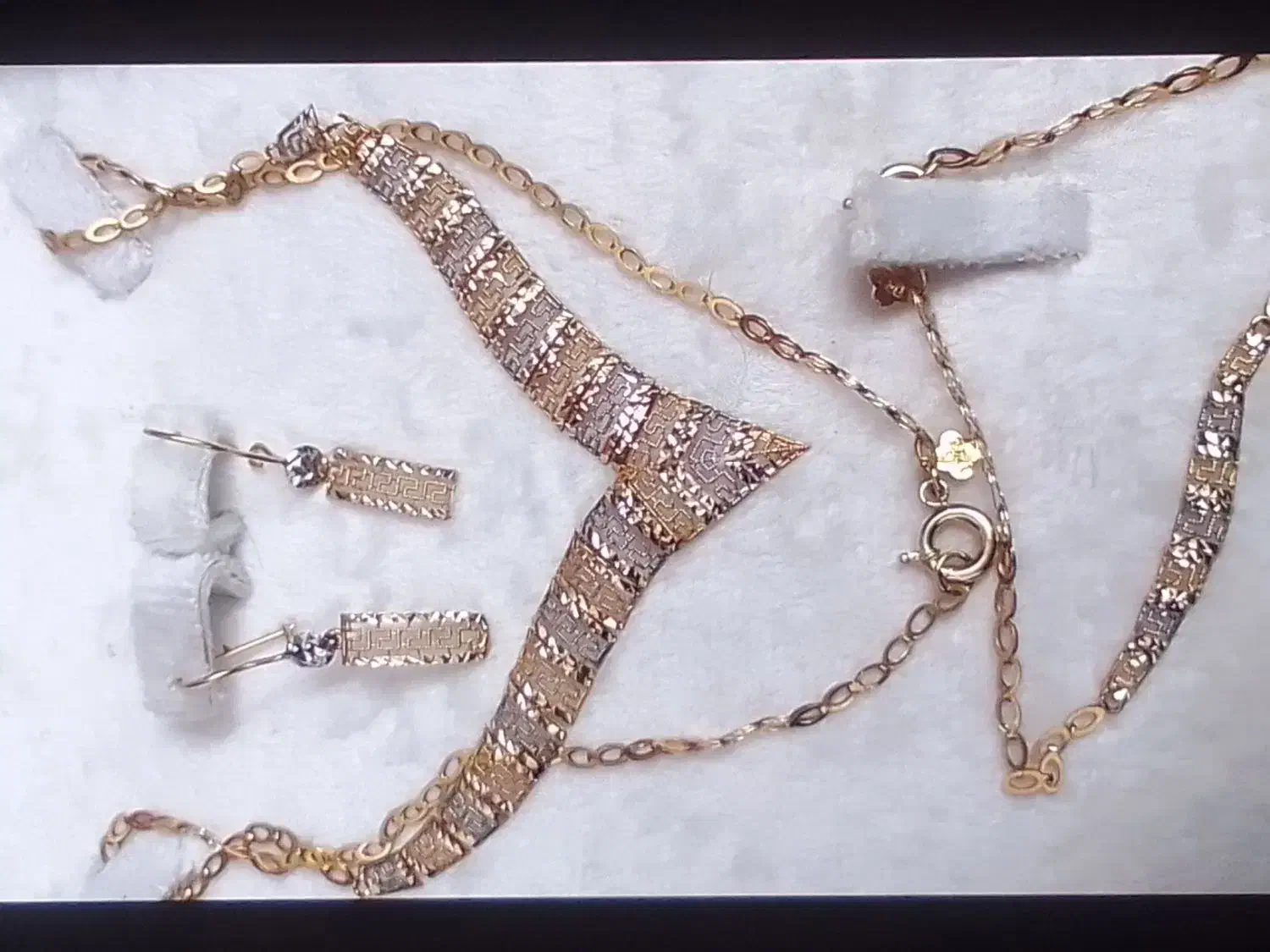 طلا|جواهرات|اسکو, |دیوار