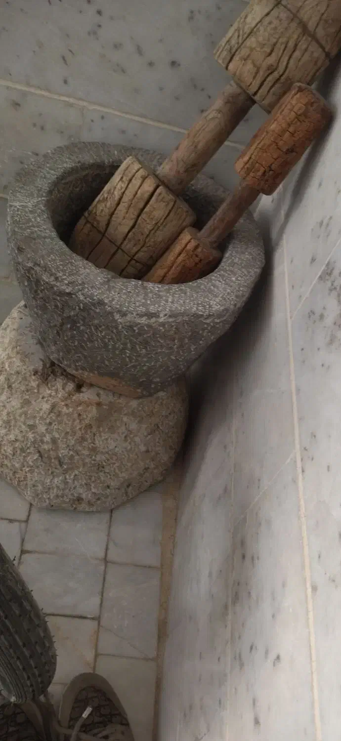 هوون|کلکسیون اشیاء عتیقه|مهریز, |دیوار